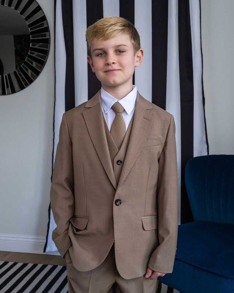 Choosing the Right Suit for Church, Holidays, and Special Family Traditions