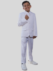 007 Pearl White