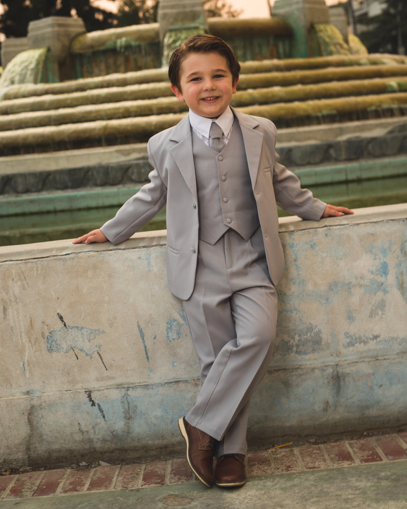 Men's Light Grey Suit | Suits for Weddings & Events | Mens fashion suits, Grey  suit men, Light grey suits